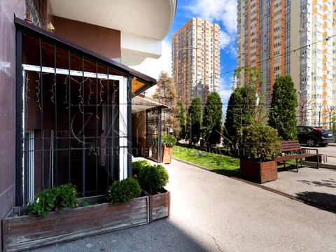 коммерческая по адресу Семьи Кульженков ул. (Дегтяренко Петра), 33