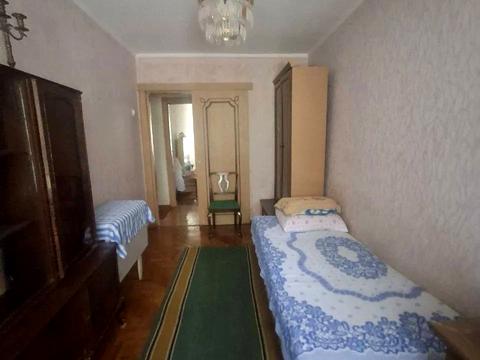 квартира за адресою Богдана Хмельницького просп. (Героїв Сталінграда), 10-Б