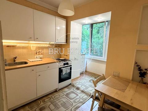 квартира за адресою Ушинського вул., 26