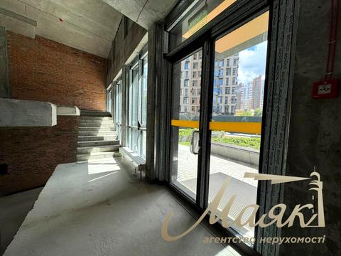 комерційна за адресою Василя Тютюнника вул. (Анрі Барбюса), 39