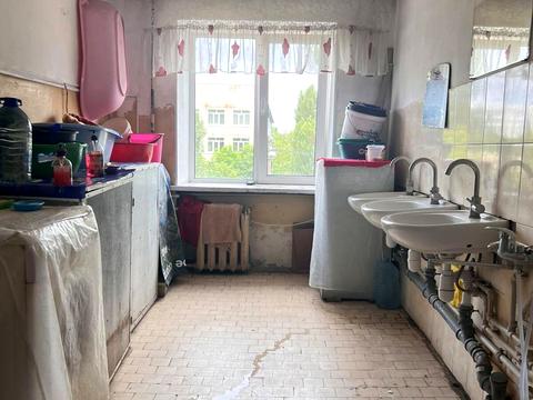 кімната за адресою Мілютенка вул., 14