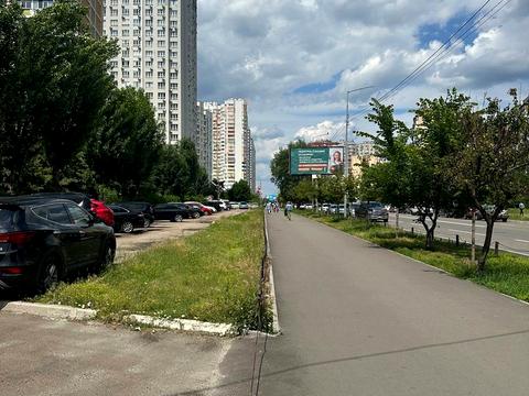 квартира за адресою Драгоманова вул., 12-А
