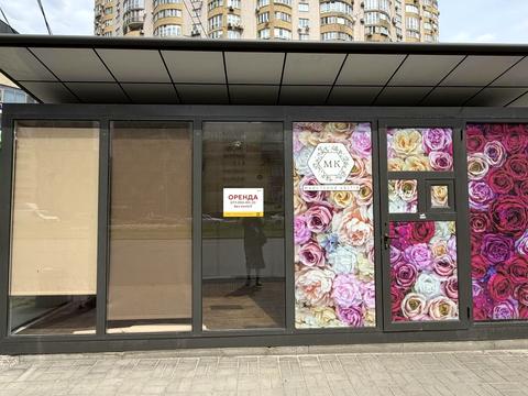 комерційна за адресою Київ, Дніпровська набережна вул., 25