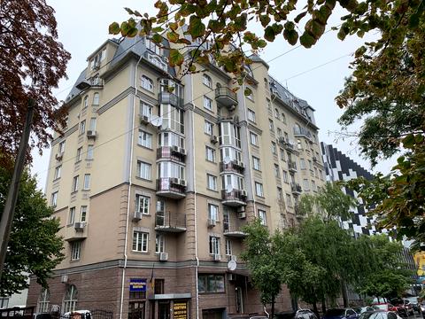 квартира за адресою Почайнинська вул., 25/49