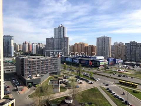квартира за адресою Дніпровська набережна вул., 20-А