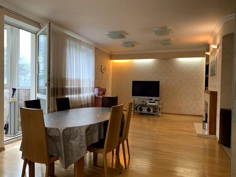 квартира за адресою Почайнинська вул., 25/49