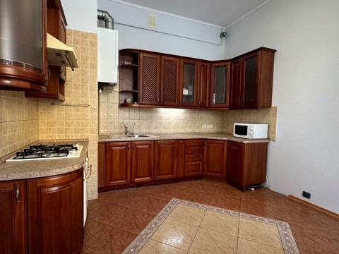 квартира за адресою Саксаганського вул., 28