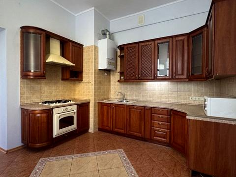 квартира за адресою Саксаганського вул., 28