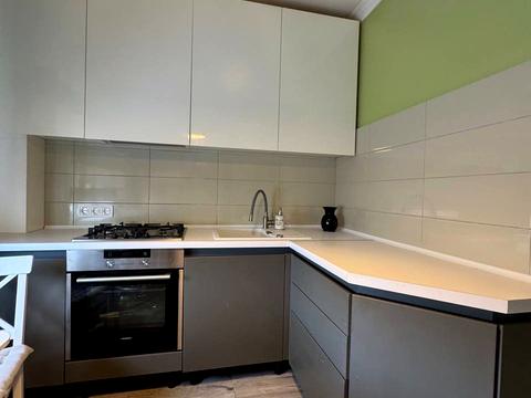 квартира за адресою Квартальна вул., 8/8