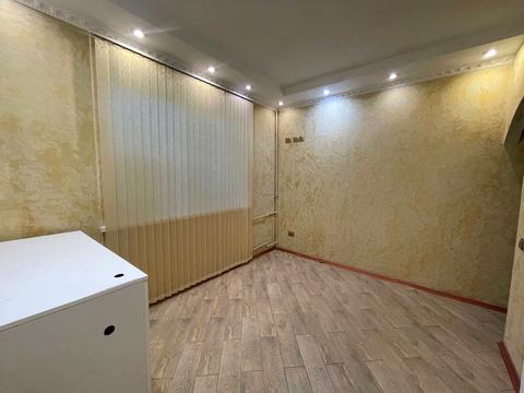 комерційна за адресою Шовкуненка вул., 4