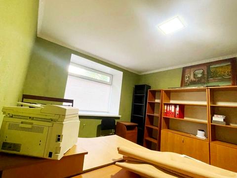 комерційна за адресою Шовкуненка вул., 4