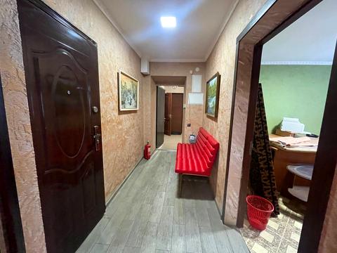 комерційна за адресою Шовкуненка вул., 4