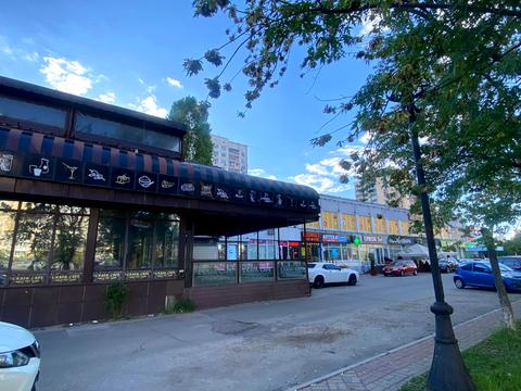 коммерческая по адресу Владимира Ивасюка просп. (Героїв Сталінграду), 27