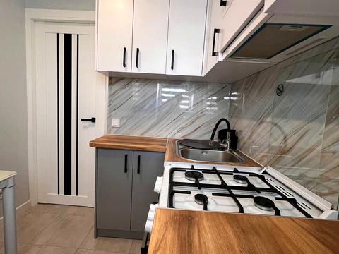 квартира за адресою Наукова вул., 53