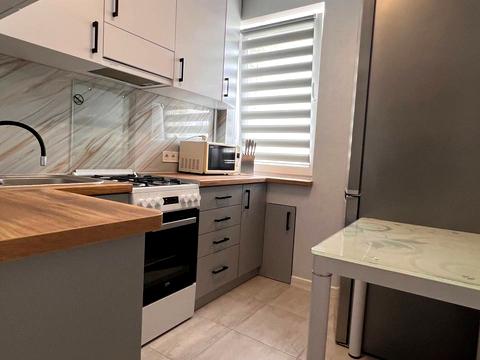 квартира за адресою Наукова вул., 53