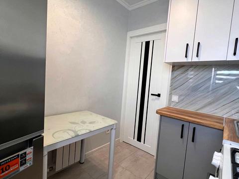 квартира за адресою Наукова вул., 53
