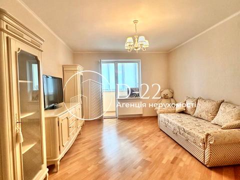 квартира за адресою Драгоманова вул., 6/1