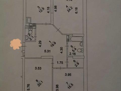 квартира за адресою Анни Ахматової вул., 30