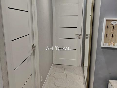 квартира за адресою Льва Ландау просп. (50-річчя СРСР), 16