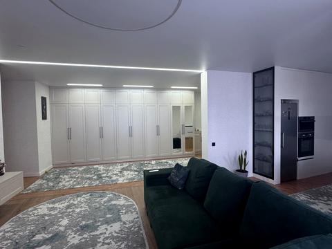 квартира за адресою Київ, Дніпровська набережна вул., 19-В