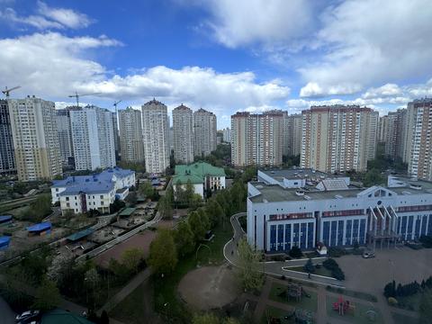 квартира за адресою Київ, Дніпровська набережна вул., 19-В