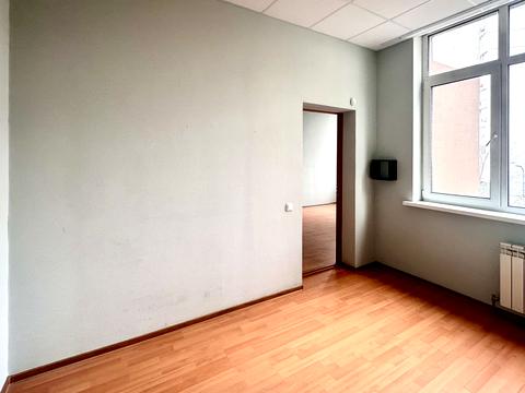 комерційна за адресою Олени Пчілки вул., 5