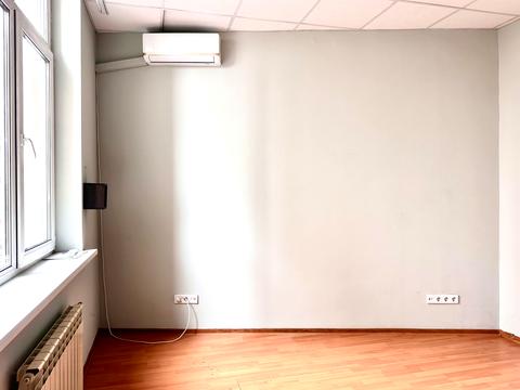 комерційна за адресою Олени Пчілки вул., 5
