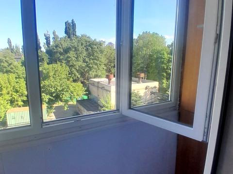 квартира за адресою Одеса, Космонавтів вул., 1