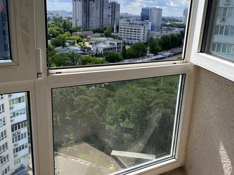 квартира за адресою Авіаконструктора Ігоря Сікорського вул. (Танкова), 1-Б