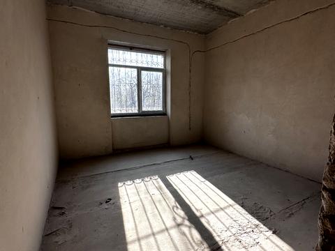 комерційна за адресою Зоряна, 8