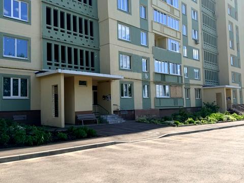 квартира за адресою Наталії Ужвій вул., 64