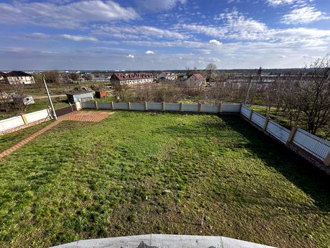 комерційна за адресою Зоряна, 8