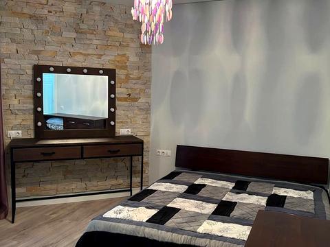 квартира за адресою Митрополита Василя Липківського вул. (Урицького), 37-Б