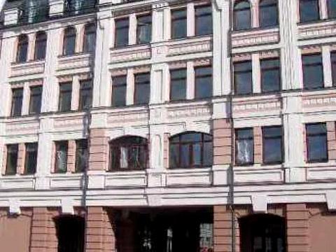комерційна за адресою Спаська вул., 5
