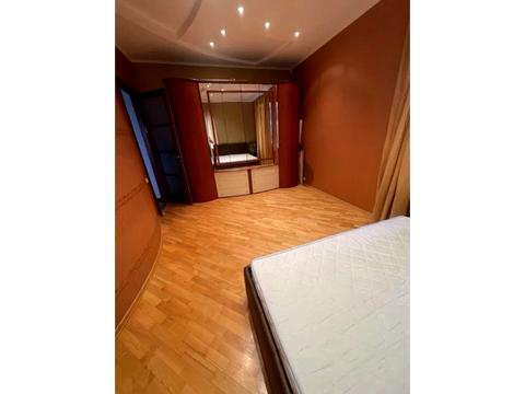 квартира по адресу Небесной Сотни ул., 38