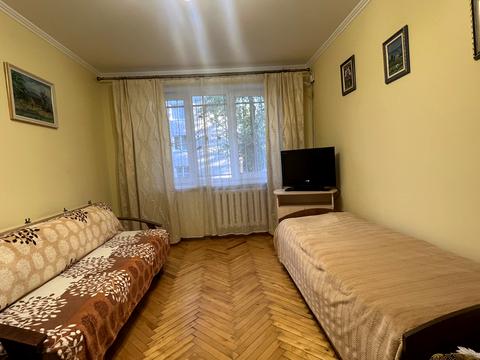 квартира за адресою Наукова вул., 82