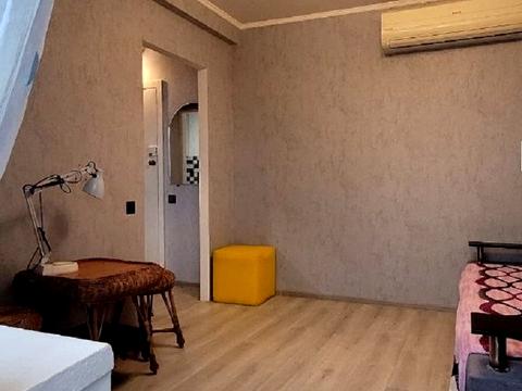 квартира за адресою Йорданська вул. (Лайоша Гавро), 8