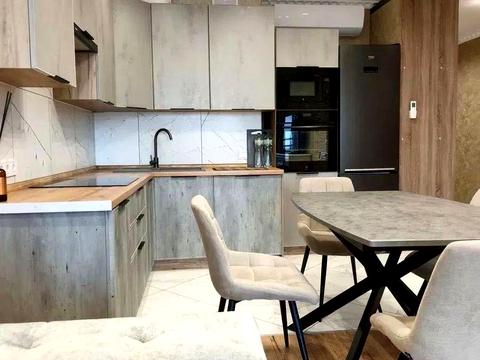 квартира за адресою Дніпровська набережна вул., 20-Б