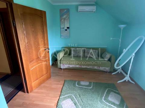 будинок за адресою Русанівські сади вул., 8