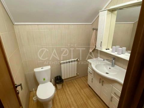 будинок за адресою Русанівські сади вул., 8