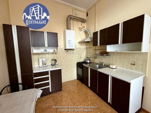 квартира за адресою Кафедральна вул., 4
