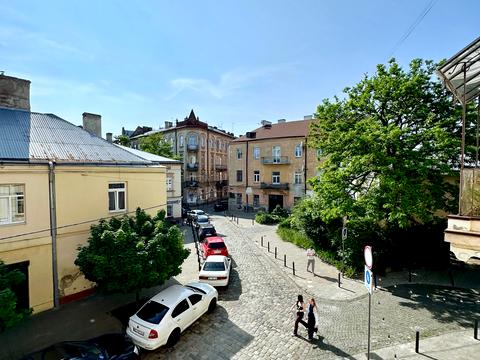 квартира за адресою Насипна вул., 1