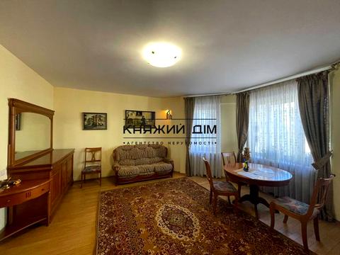 квартира за адресою Микільсько-Слобідська вул., 4-В