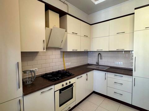 квартира за адресою Гайдамацька вул. (Марфи Струтинської), 2в