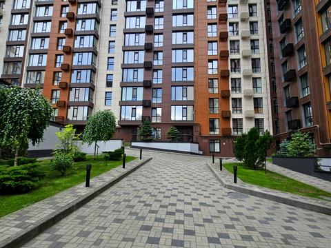 квартира за адресою Левка Лук'яненка вул. (Василя Жуковського), 24