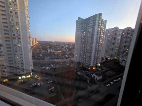 квартира за адресою Миколи Бажана просп., 12