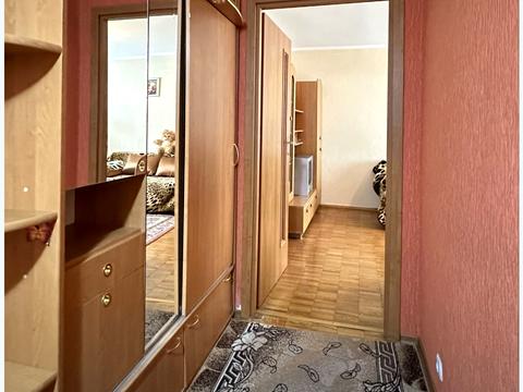 квартира за адресою Довженка вул., 14