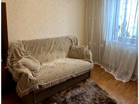квартира за адресою Довженка вул., 14
