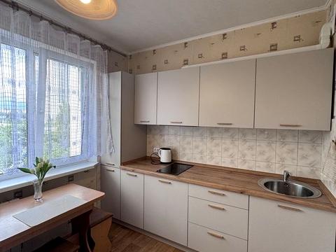 квартира за адресою Академіка Заболотного вул., 12