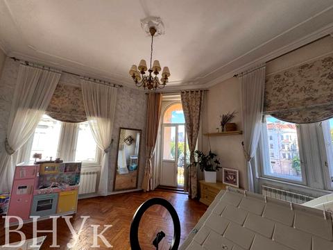 квартира по адресу Театральная пл., 5